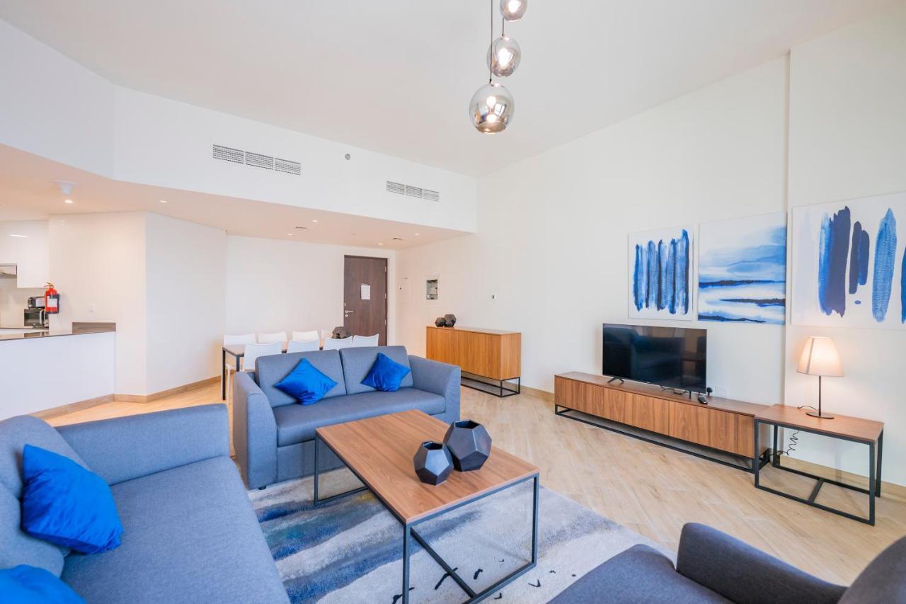דובאי Expo Village Serviced Apartments מראה חיצוני תמונה
