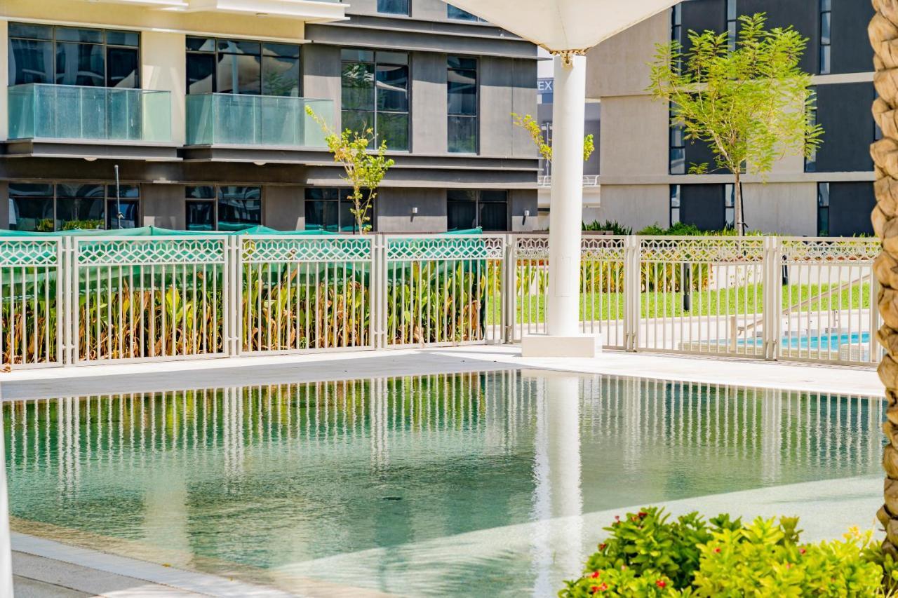 דובאי Expo Village Serviced Apartments מראה חיצוני תמונה