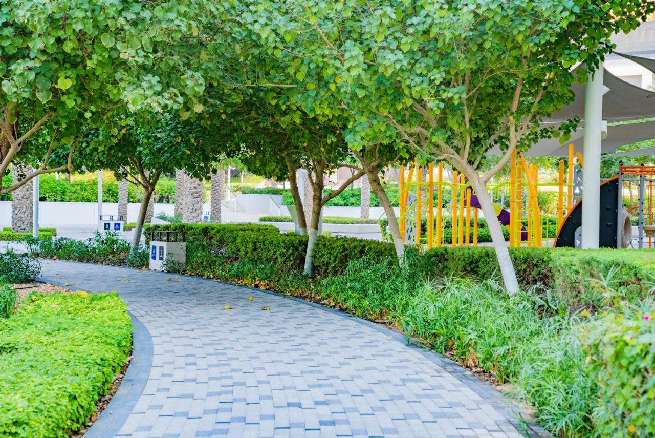 דובאי Expo Village Serviced Apartments מראה חיצוני תמונה